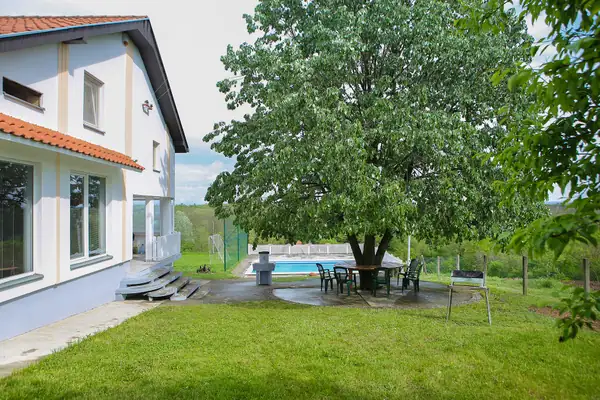 Villa Teo-Sport with garden and tree